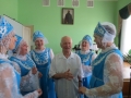 Лев Чернышов в хороводе участников авторского концерта